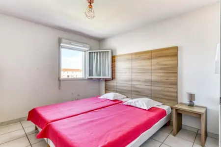 Appartement 6 pers. au Grau-du-Roi, vue piscine chauffée : photo 13