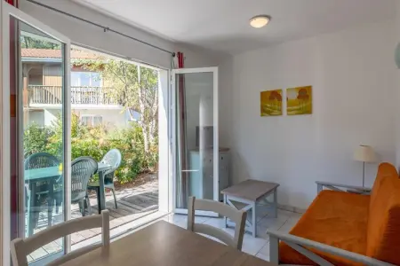 Location appartement à Parentis en Born, Séjour spacieux en forêt pour 6 personnes