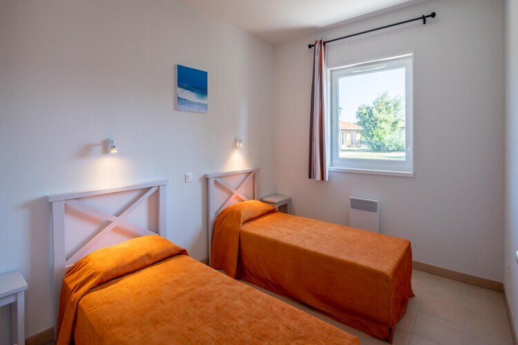 Maison 8 personnes avec piscine chauffée à Parentis-en-Born - Photo 4