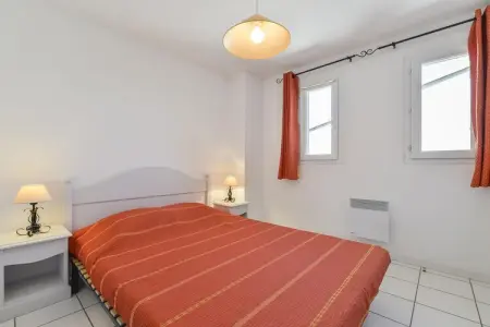 Maison 6 personnes avec piscine à Saint-Saturnin-lès-Avignon : photo 5