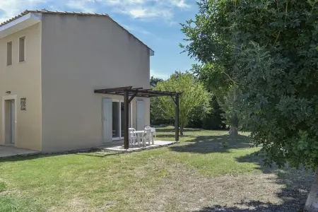 Maison 6 personnes avec piscine à Saint-Saturnin-lès-Avignon : photo 14