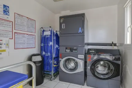 Maison 8 personnes avec piscine à Saint-Saturnin-lès-Avignon : photo 22