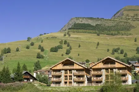 Location appartement à LES 2 ALPES (ISERE), Appartement alpin spacieux près des télésièges