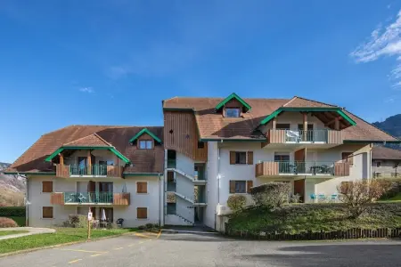 Location appartement à GIEZ LAC ANNECY (HAUTE SAVOIE), Grand appartement pour 8 personnes à Giez