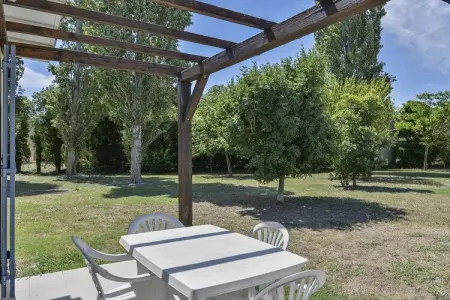Maison 2 pièces près d'Avignon avec piscine et terrasse : photo 6