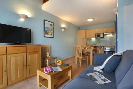 Maison provençale 36 m² à Tourrettes, 2 piscines incluses : photo 3