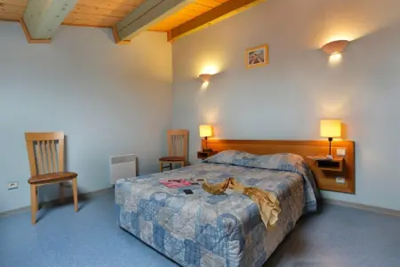 Maison provençale 36 m² à Tourrettes, 2 piscines incluses : photo 5