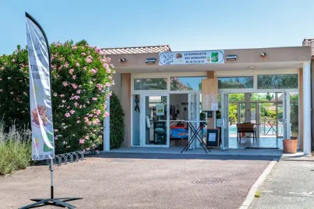 Location maison à Aubignan, Maison provençale ensoleillée avec terrasse