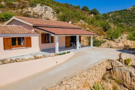 Location villa à Olbia, Villa Fiori - UTNZ Résidence de vacances tout confort