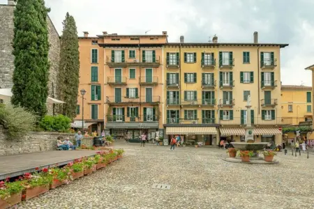 Location maison à Bellagio, Place centrale du Bellagio
