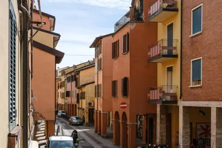 Location maison à Bologna, Appartement à Bologne avec Parking