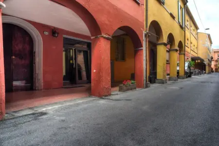 Location maison à Bologna, Appartement à Bologne avec Parking