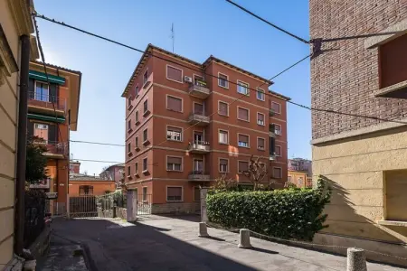 Location maison à Bologna, Appartement à Bologne avec Balcon