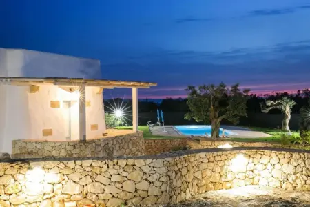Trullo avec piscine privée à Torre Suda : photo 6