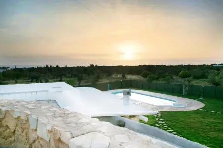 Trullo avec piscine privée à Torre Suda : photo 31