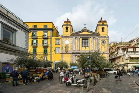 Location maison à Napoli, Chambre 3 avec vue sur Montesanto