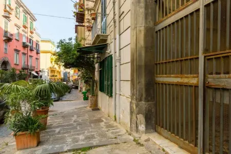 Location maison à Napoli, Appartement à Naples avec Parking