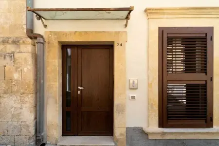 Location maison à Noto, Appartement à Noto avec parking