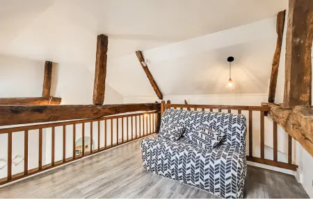 Maison en pierre avec jardin à Saint-Yrieix-la-Perche : photo 13