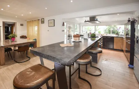 Maison 150 m² piscine privée à Caveirac : photo 4