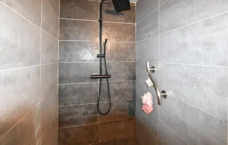 Maison 150 m² piscine privée à Caveirac : photo 19