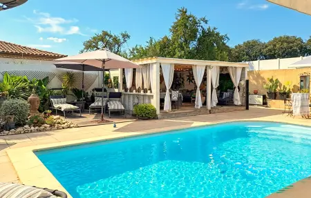 Maison 180 m² avec piscine chauffée à Marguerittes : photo 8