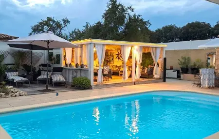 Maison 180 m² avec piscine chauffée à Marguerittes : photo 9
