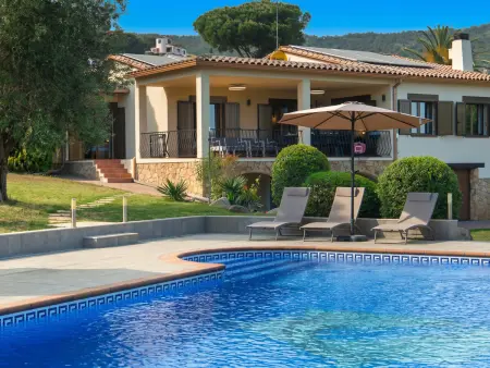 Location villa à Calonge, Superbe villa avec piscine et clim - 10 pers.