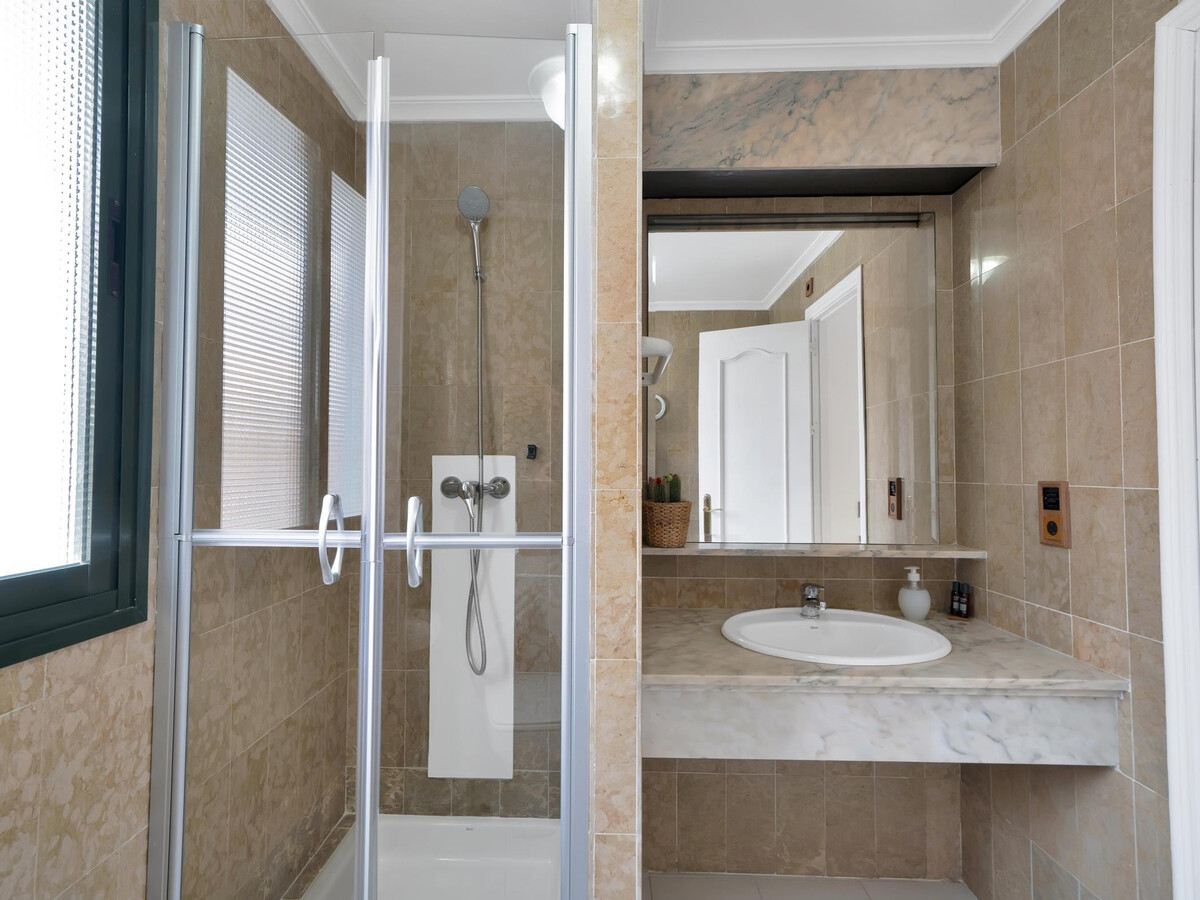 Villa 3 niveaux avec patio privé et accès plage - Casares - Photo 13