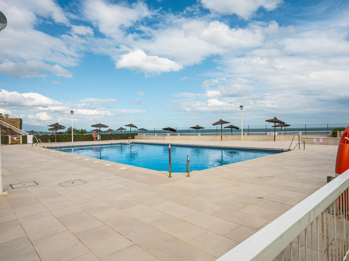 Maison de ville 2 niveaux, accès piscine et mer à Casares - Photo 15