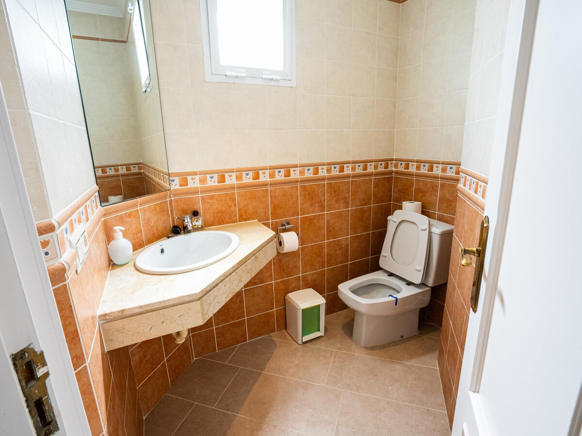 Maison de ville 2 niveaux, accès piscine et mer à Casares - Photo 22