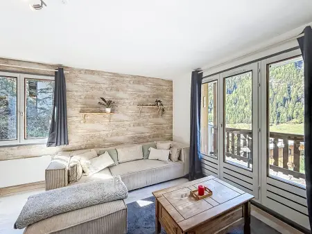 Appartement Les Hauts des Brevières, vue lac à Tignes : photo 2