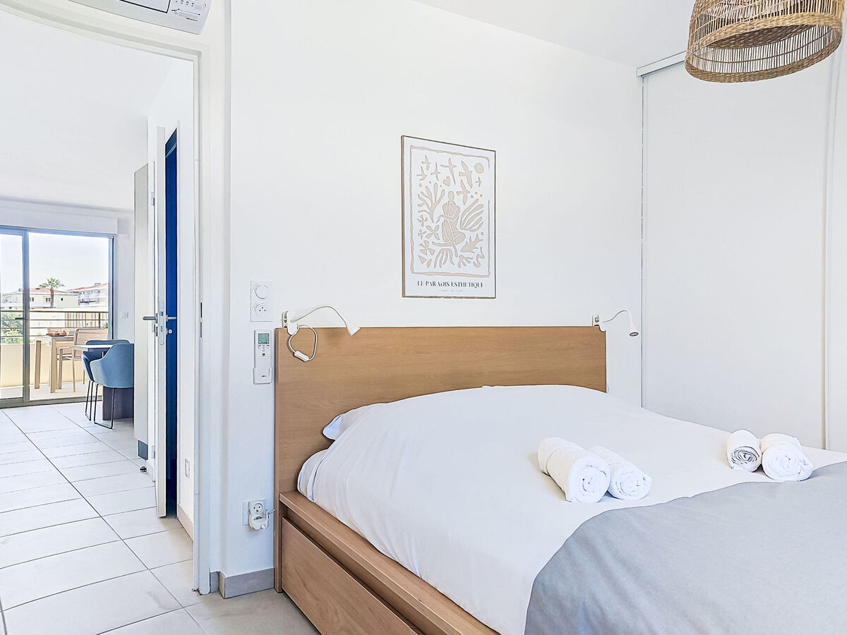 Apt Florea Parc - Antibes, 2 ch, terrasse 40 m² - Photo 13