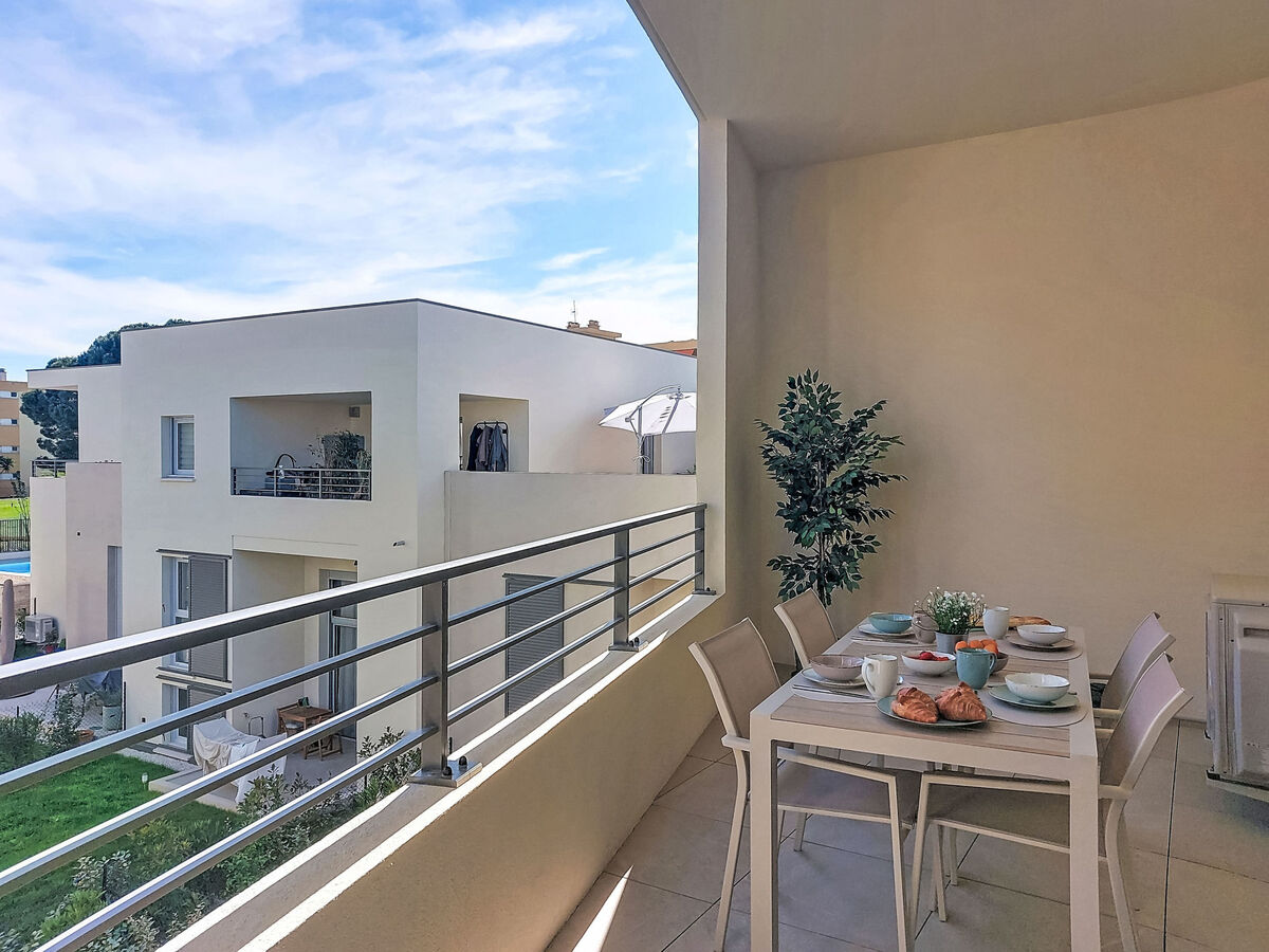 Apt Florea Parc - Antibes, 2 ch, terrasse 40 m² - Photo 21