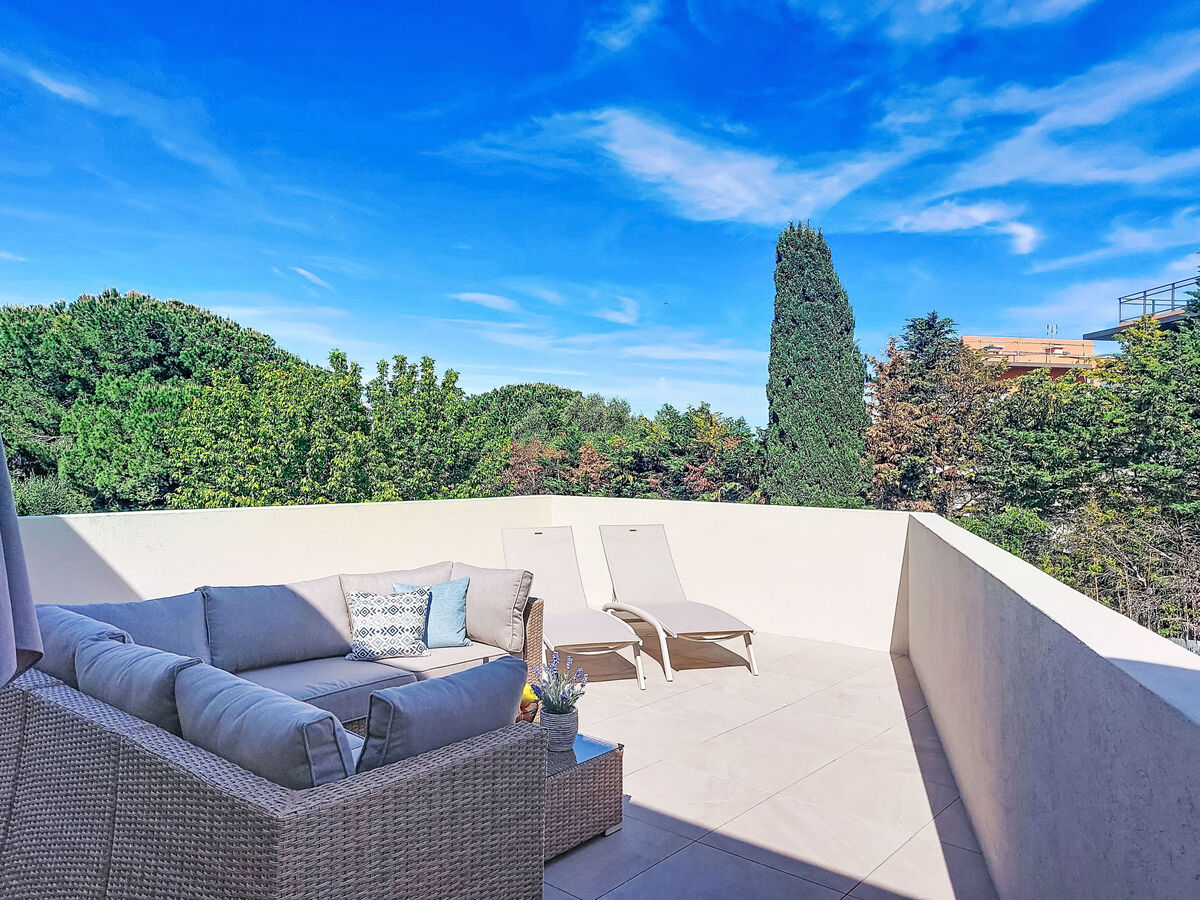 Apt Florea Parc - Antibes, 2 ch, terrasse 40 m² - Photo 24