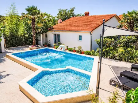 Casa Sole : maison 6 pers. piscine chauffée à Bokordici : photo 1