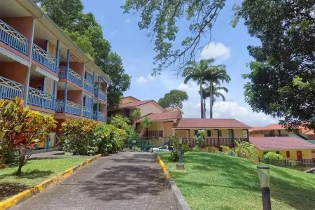 Studio vue mer avec balcon privé à Sainte-Anne, Martinique : photo 7