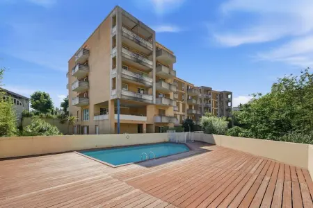 Location appartement à Grasse, Base de vacances fonctionnelle à Grasse