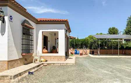 Maison 6 personnes avec piscine à Cantillana : photo 2