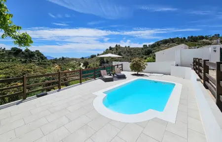 Maison avec piscine privée et vue montagnes à Yunquera : photo 10