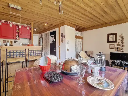 Les Menuires - Appart confort 6 pers, 2 pièces, WiFi, balcon : photo 9