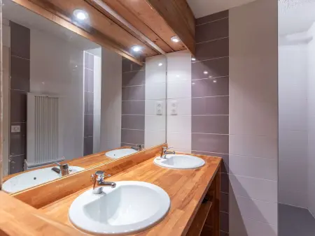 Duplex 6 pers. vue montagne - 80m des pistes : photo 5