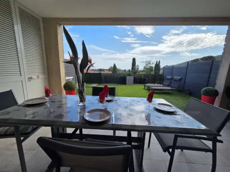 Location appartement à Lumio, Appartement avec climatisation, terrasse couverte - 3 pers.