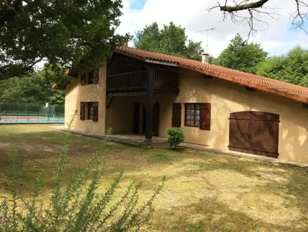 Location villa à Vielle Saint Girons, Maison avec piscine, animaux admis - 11 pers.