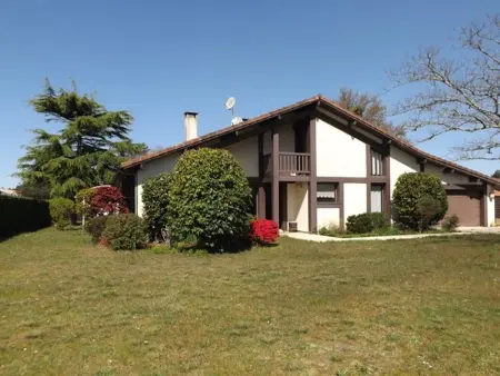 Villa paisible avec piscine, animaux admis - 8 pers. - Photo 2