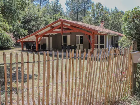 Chalet 52m² avec jardin de 900m² à Léon