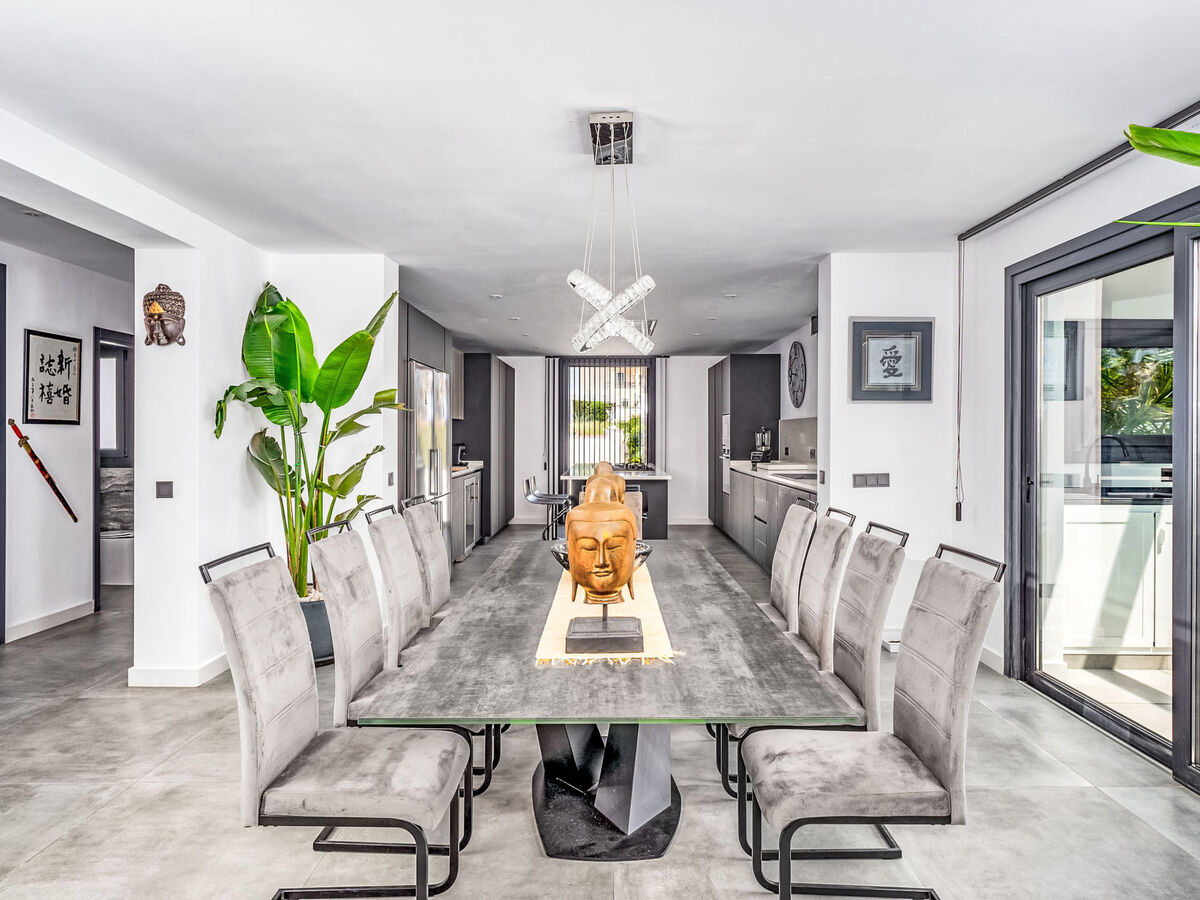 Villa Tzuki, 3 chambres avec piscine à Estepona - Photo 2