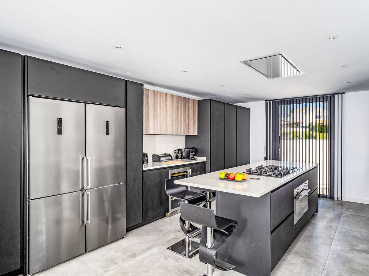 Villa Tzuki, 3 chambres avec piscine à Estepona - Photo 13