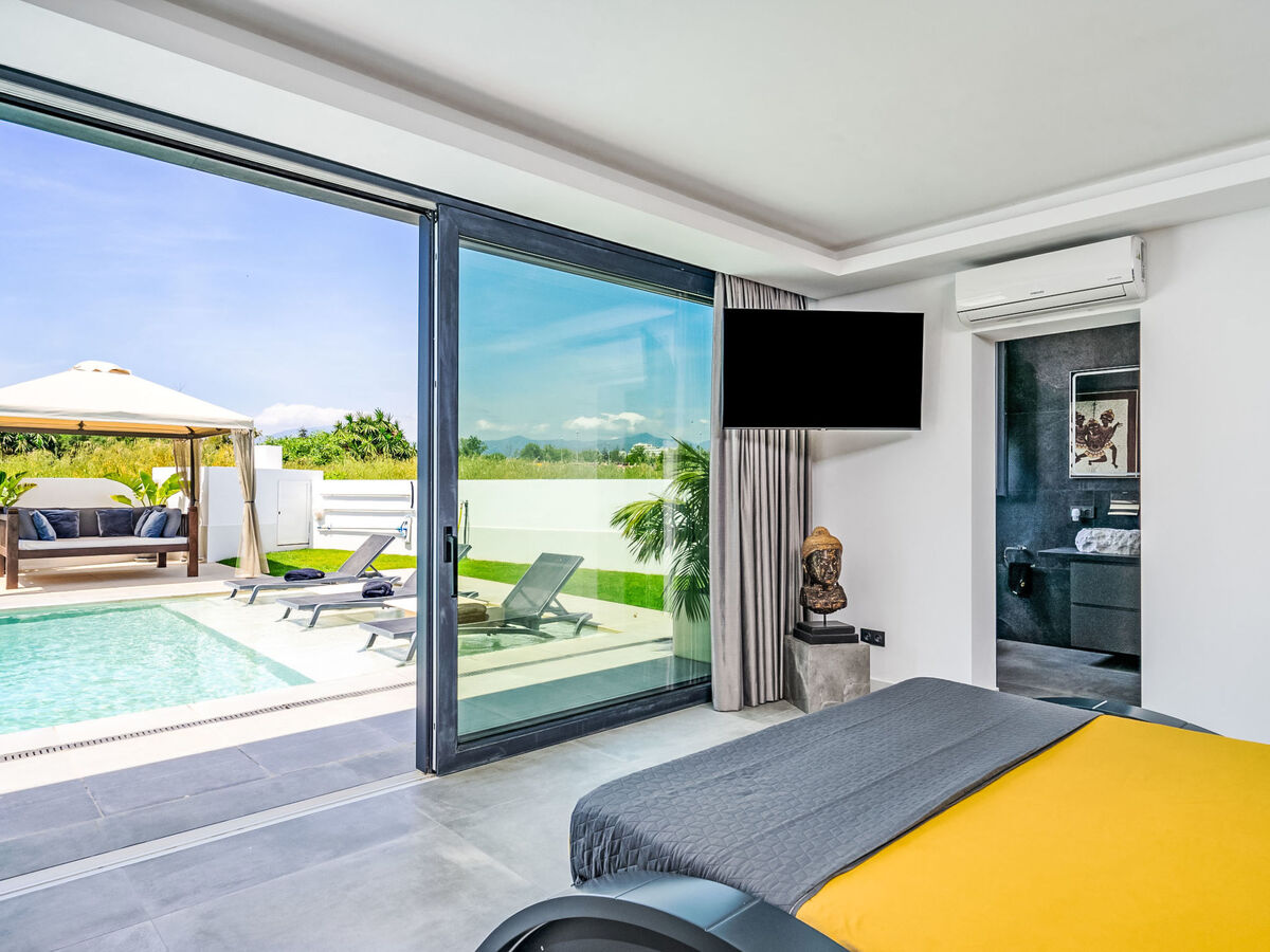 Villa Tzuki, 3 chambres avec piscine à Estepona - Photo 17