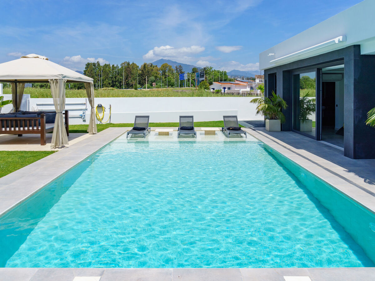 Villa Tzuki, 3 chambres avec piscine à Estepona - Photo 26